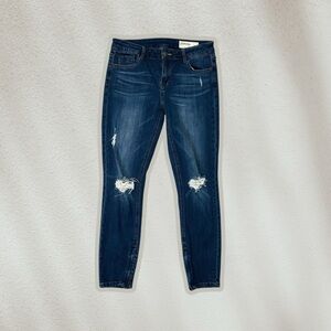 Pistola Distressed Ankle Zip Hem Detailed Blue Jeans Size 27 Style # P6855SUN